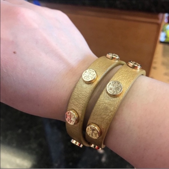 $95 Tory Burch Double Wrap Studded Logo Bracelet - Picture 5 of 9